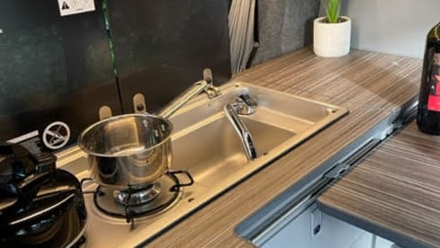 Skyler – The lil camper co - 4 Berth VW Campervan