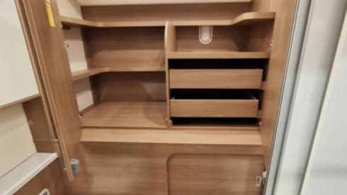 4p Bürstner semi-integrated uit 2025