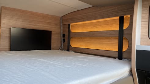 Weinsberg CaraSuite 640 MEG MB AUTOMATIC