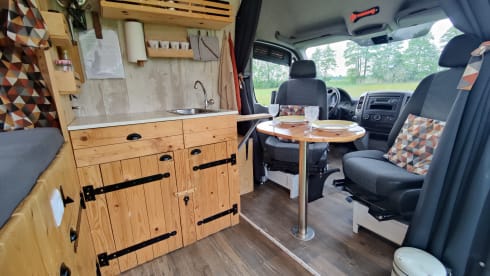 Atmospheric Mercedes-Benz bus camper 2 person "My Benz"