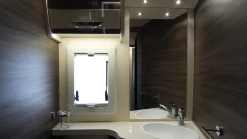 Brand new Ford McLouis Carat 473 Automatic | 2025 | 5 persons