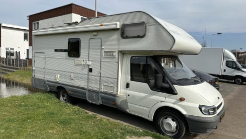 Ford Rimor – Ford Rimor 6 persoons leuke camper te huur