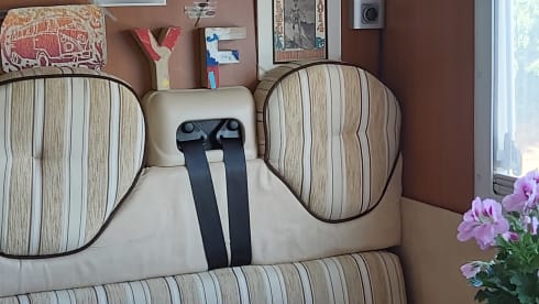 Mc Louis  – With the whole family on a camper trip!