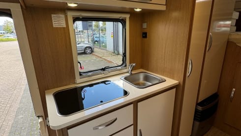 6p Rimor alcove from 2017