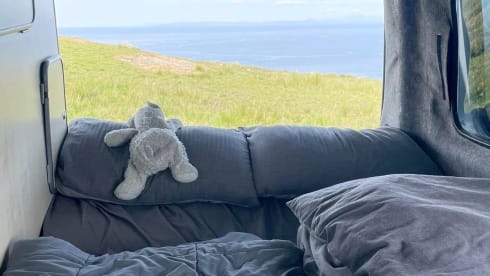 Silver van  – Hire silver van a cool Vw camper from edinburgh airport 