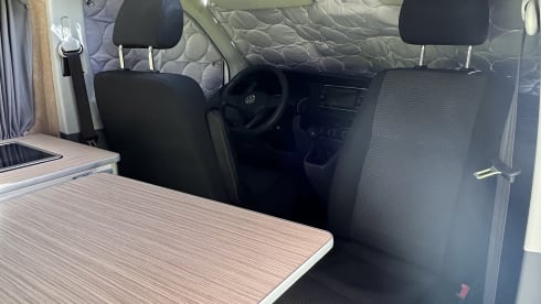 4p Volkswagen campervan uit 2021