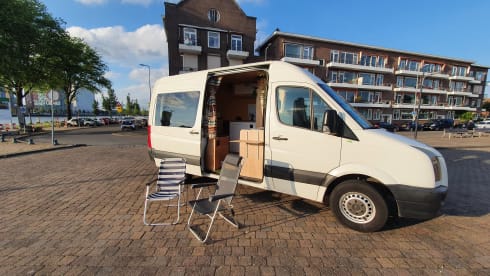 Bus camper VW Crafter off grid 3 persons