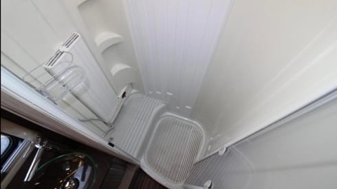 Fully and very luxuriously equipped 2 persons (max 3) Adria Matrix Suprème