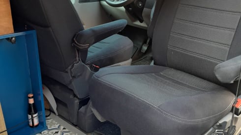 Ons bussie – 2p Volkswagen campervan uit 2013