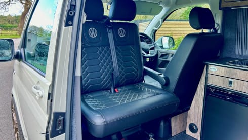 Nessa – Automatic Gearbox VW T6.1 Campervan