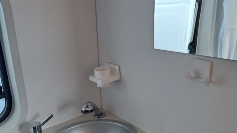 SunnieSunliving – 2-person Fiat Ducato bus from 2017