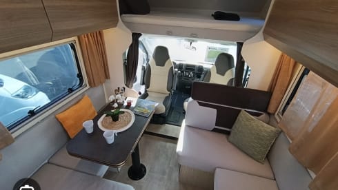 Bobbie – 6p Rimor alcove uit 2025