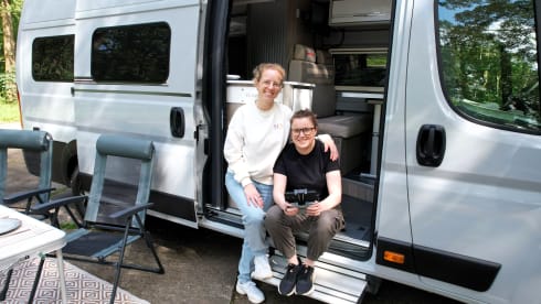 Yvonneke – Fiat: Off Grid-Nespresso-BIP&GO-Bicycle rack-Large refrigerator-LPG tank