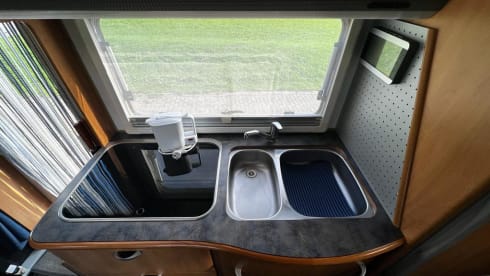 Macarena – Camper with many extras, integral