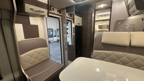 4p McLouis semi-integrated uit 2023