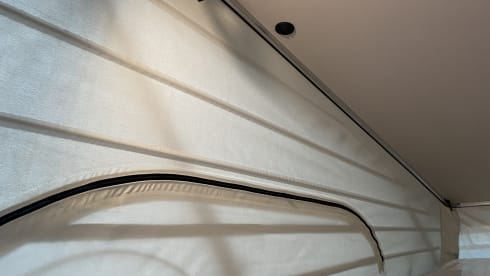 MP  – Mercedes, MarcoPolo, 4 × 4