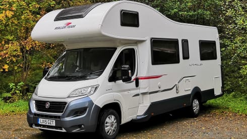 Samantha – Luxury 6 Birth 746 Rollerteam Motorhome