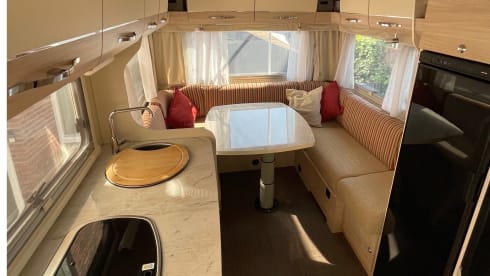 Eura – Compact Eura Mobil with cozy rear seating