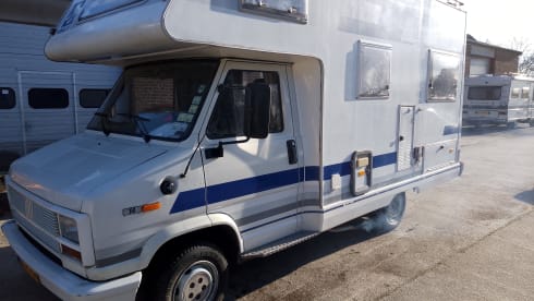 blue bird – 4-person Fiat 280 / Knaus from 1990