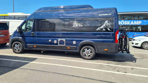 Fiat Hymercar Emmen  – Complete 4 Pers. Fiat Hymer Yellowstone Buscamper Sleeping Roof Model 2018. 