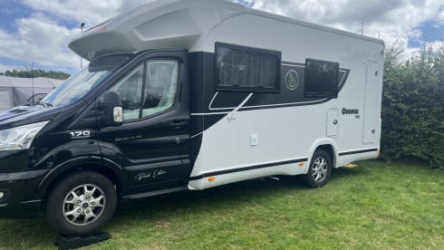 Cocoon 488 – 4p Fors Benimar Black Edition semi-integrated from 2024