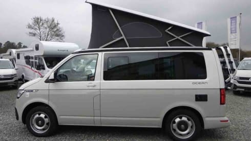 Ocean mit AHK  – VW California Ocean T6.1 