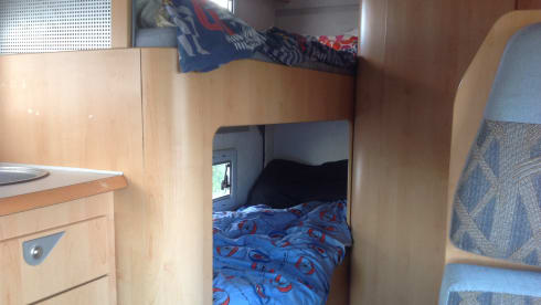 Fiat 6 sleeping places, 2006, air conditioning, fixed beds, bicycle rack