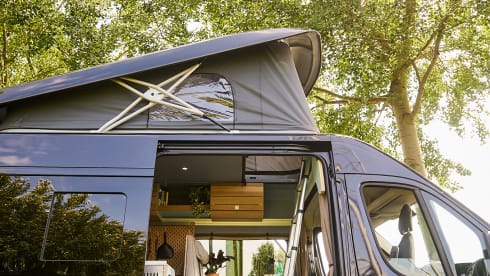 - voor de uitslapers – Camping-car modulaire avec toit relevable pour 4 personnes