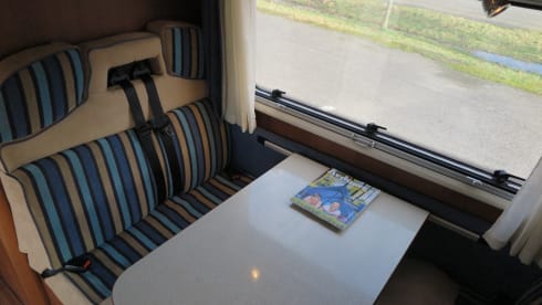Cozy 6-7 person Elnagh