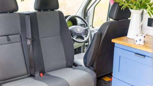 Hoots – 2 berth Volkswagen campervan from 2016