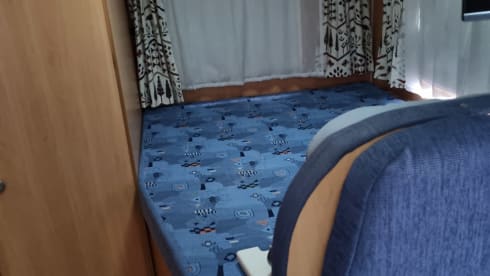 advance comford  – 2p Dethleffs integrated uit 2005