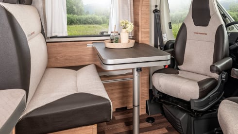 Weinsberg semi-integrated with 2 sleeping places