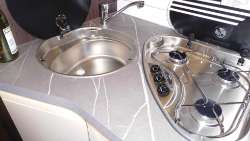 Cocoon 468 – New "2021" 4-person Cocoon 468: the comfort of home, even on the road