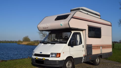 Maeve – Camper with wood stove
