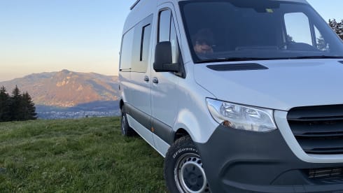 Samz – 2p Mercedes-Benz bus from 2019