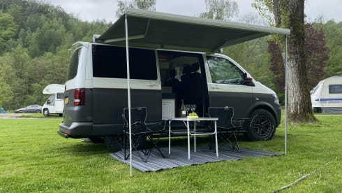 Tortuga – Off-Road Volkswagen Transporter T5 Camper