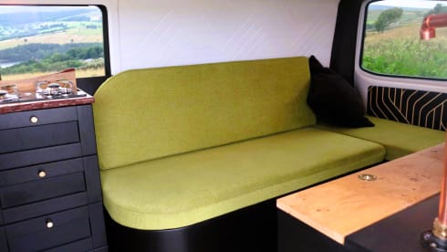 Sully – 2/3 Berth Boutique Off Grid Adventure Van near the Peak District.