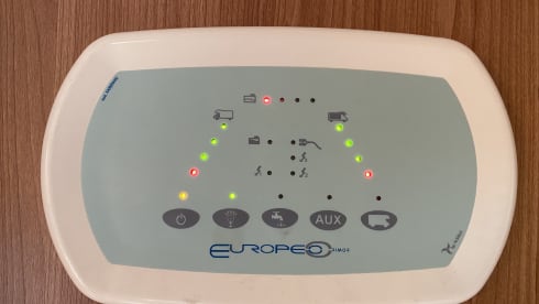 Cel4night – 7-seater overcab motorhome