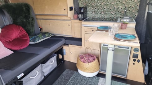 Evander – Electric camper van ⚡️ Dortmund & Stuttgart