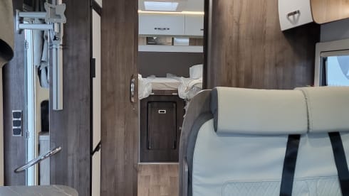 Benimar Cocoon 463 - AUTOMATIC - October 2023