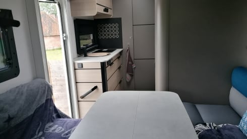 Adria Twin Supreme