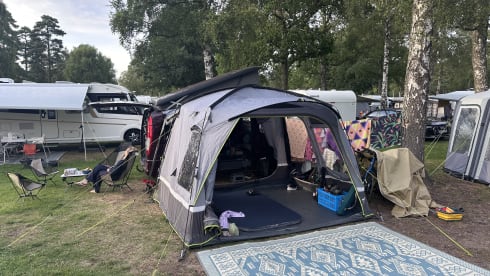 4p Mercedes-Benz campervan from 2005