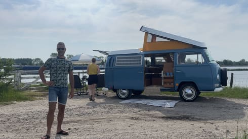 Mr. Blue Sky – Volkswagen T2a Westfalia '69