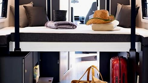 Ongi – Furgone attrezzato per 4 persone con tetto apribile