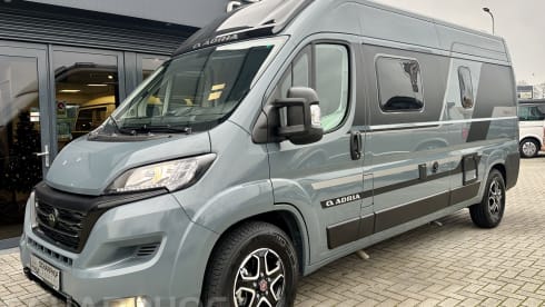 2p Adria Twin Supreme camper 180 hp automatic from 2024