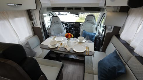 Brand new Benimar 463 from 2024
