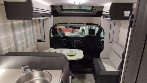 Fully equipped Mobilhome (2022) - Roller Team 284TL - 5 pers.