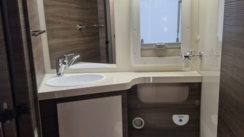 Mc louis – 4p McLouis semi-integrated uit 2025