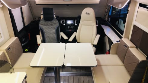 McOscar – NEW and spacious motorhome.