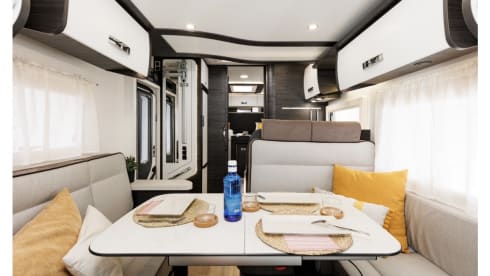 5p Bavaria semi-integrated uit 2026